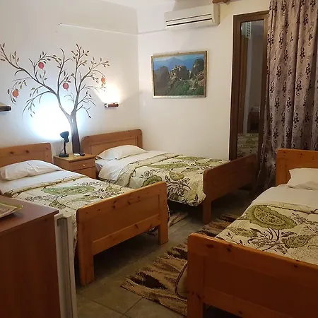 소피아 룸스 * 칼람파카